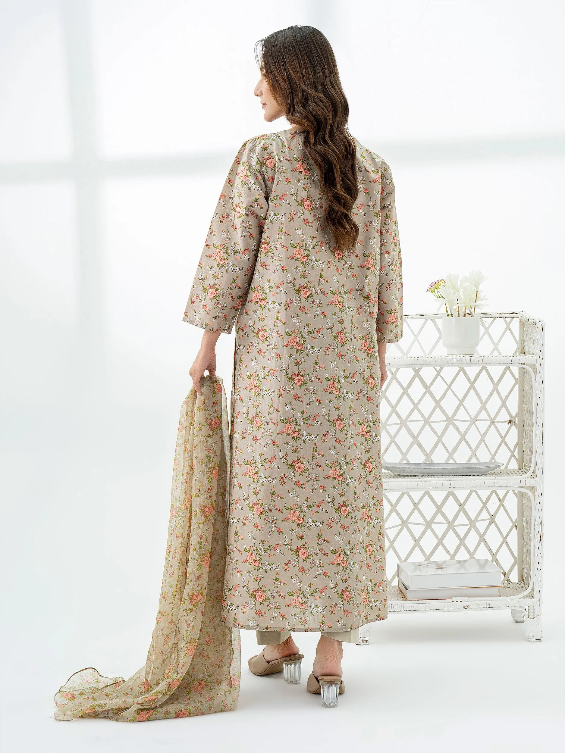 2 Piece Lawn Suit-Embroidered (Pret)