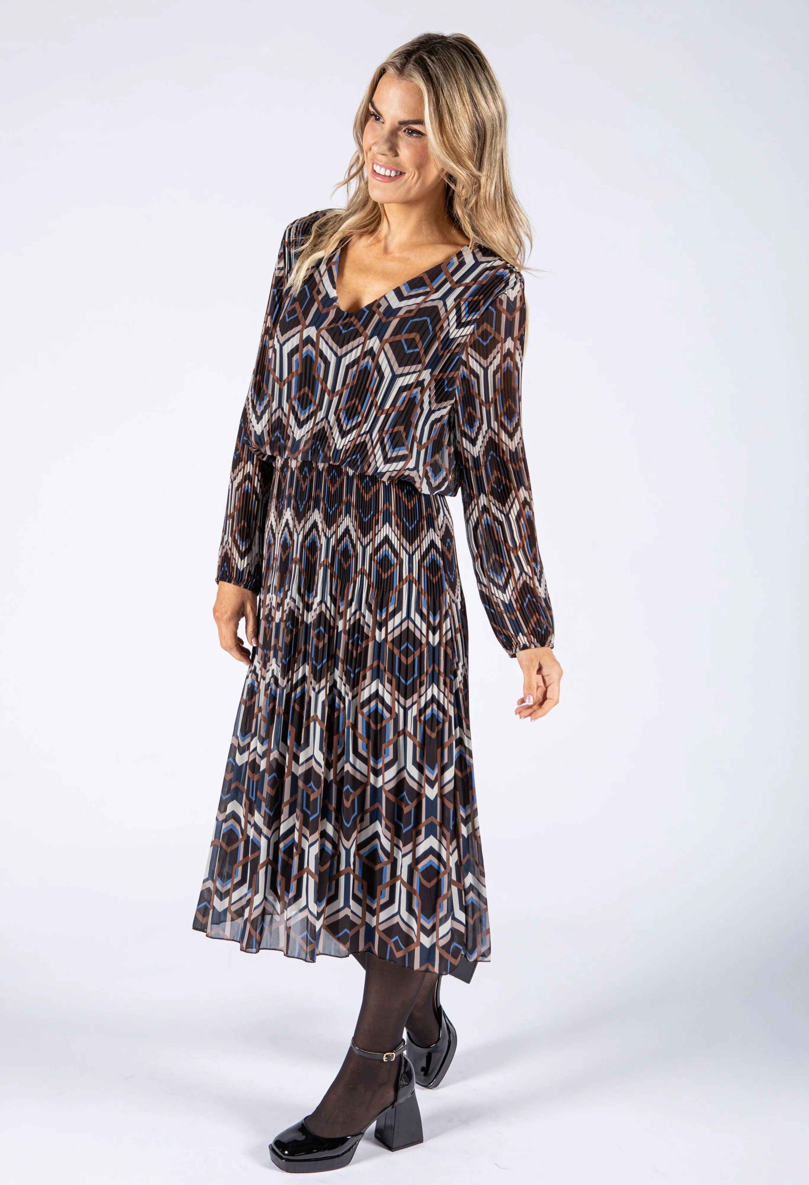 Abstract Print Plisse Popover Dress