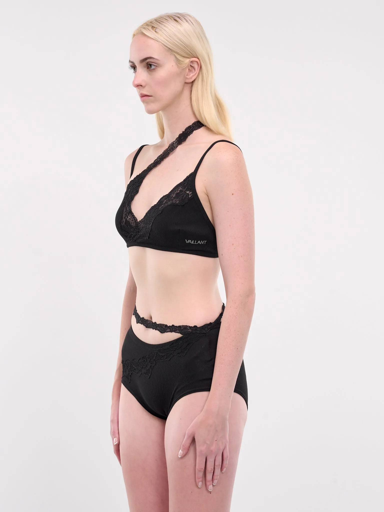 Asymmetric Lace Trim Bra (LV-UND002-BLACK)