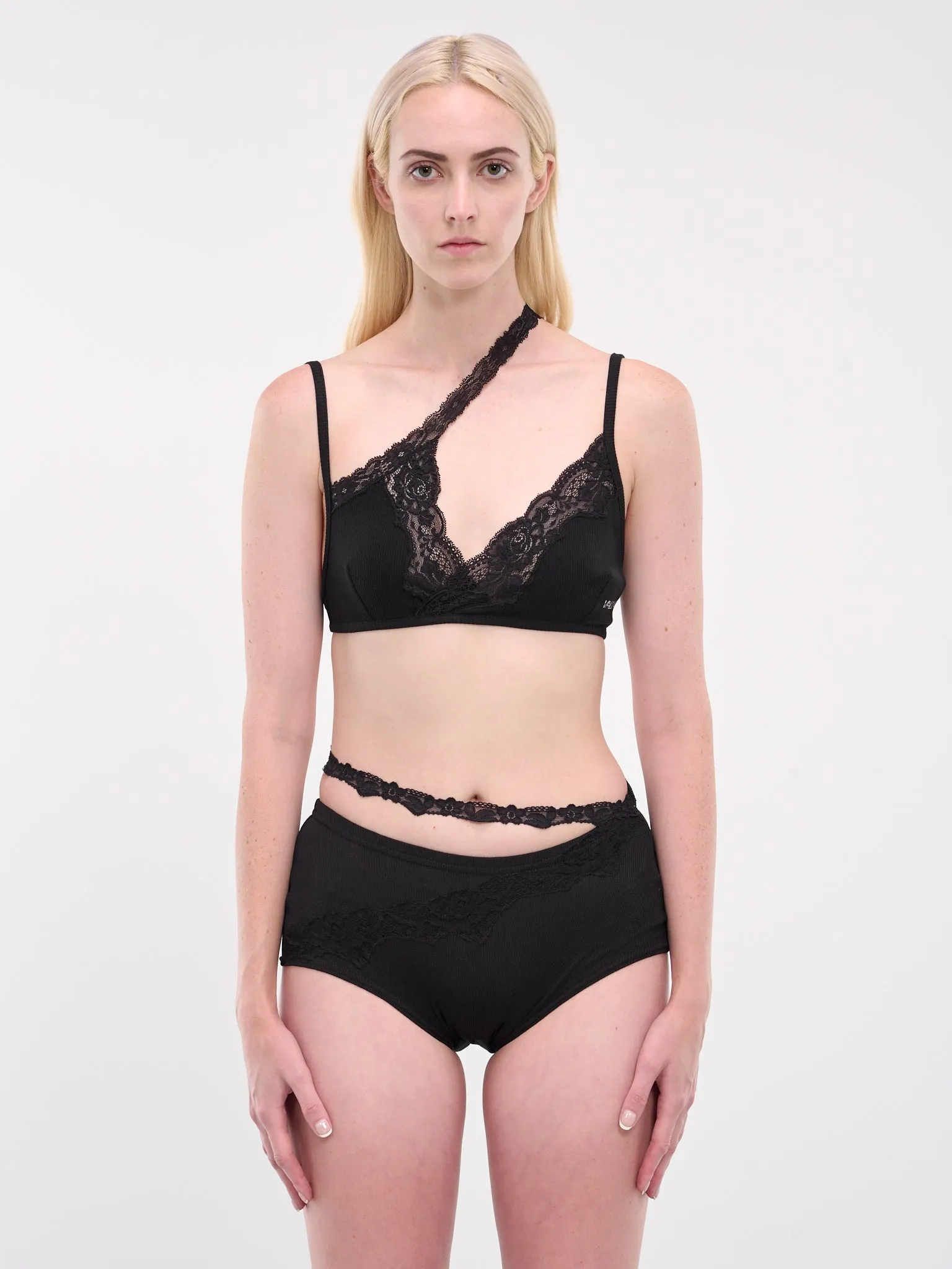 Asymmetric Lace Trim Bra (LV-UND002-BLACK)