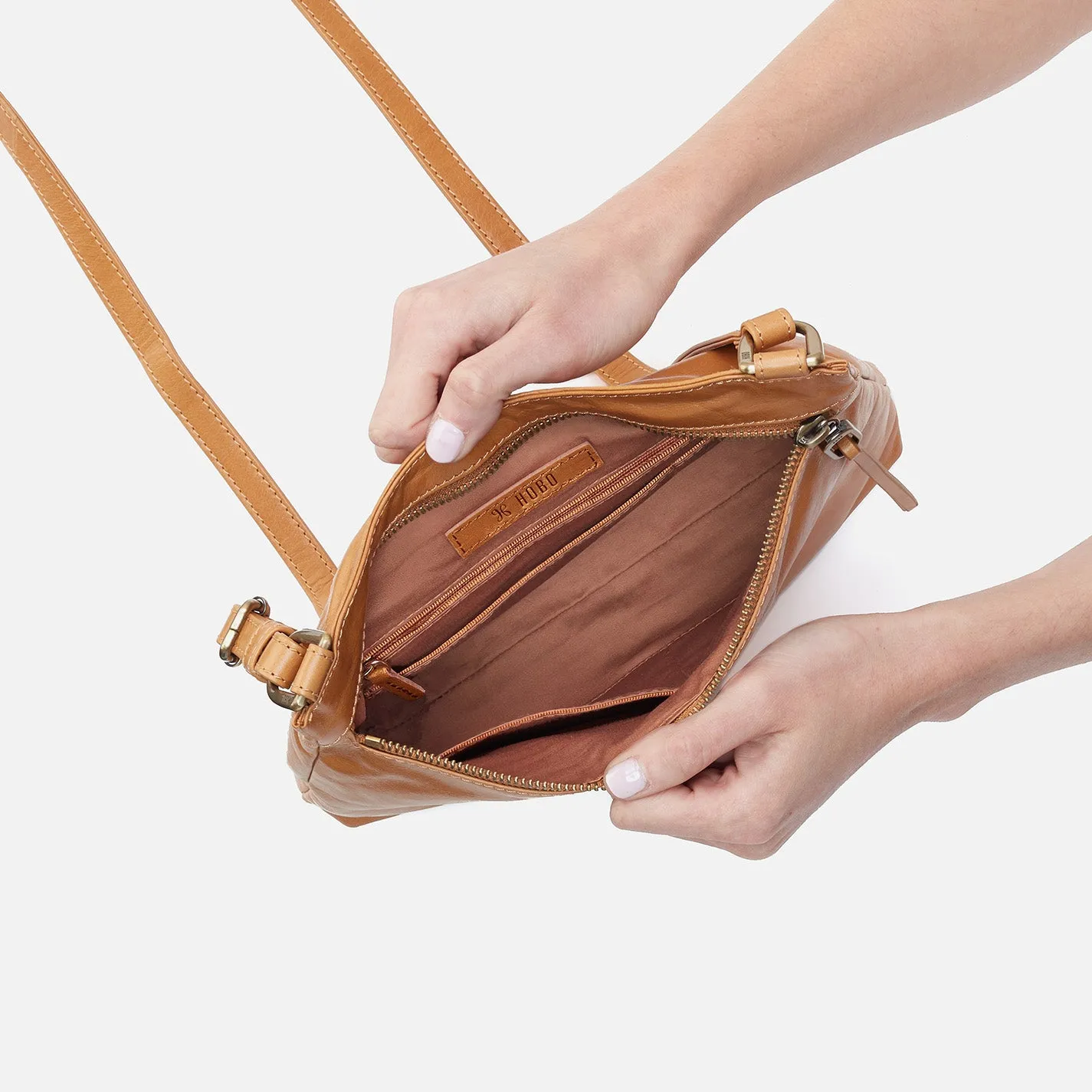 Cambel Crossbody In Polished Leather - Natural