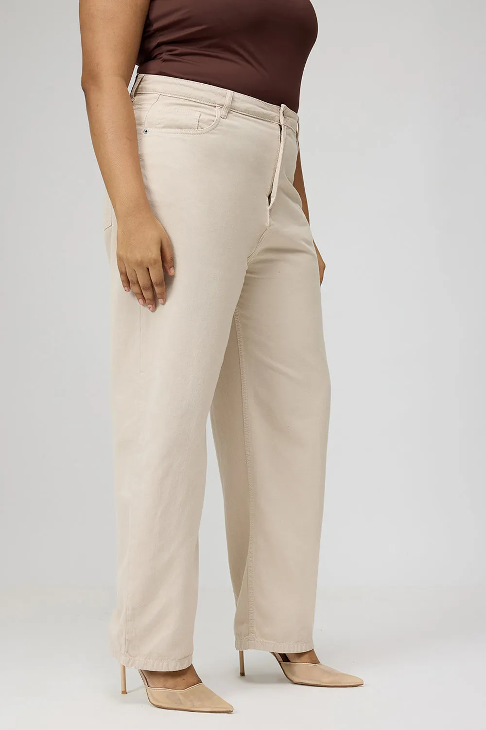 Curve Ivory Beige Straight Jeans