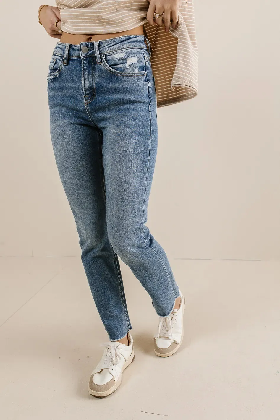 Elowyn Straight Leg Jeans in Light Wash - FINAL SALE