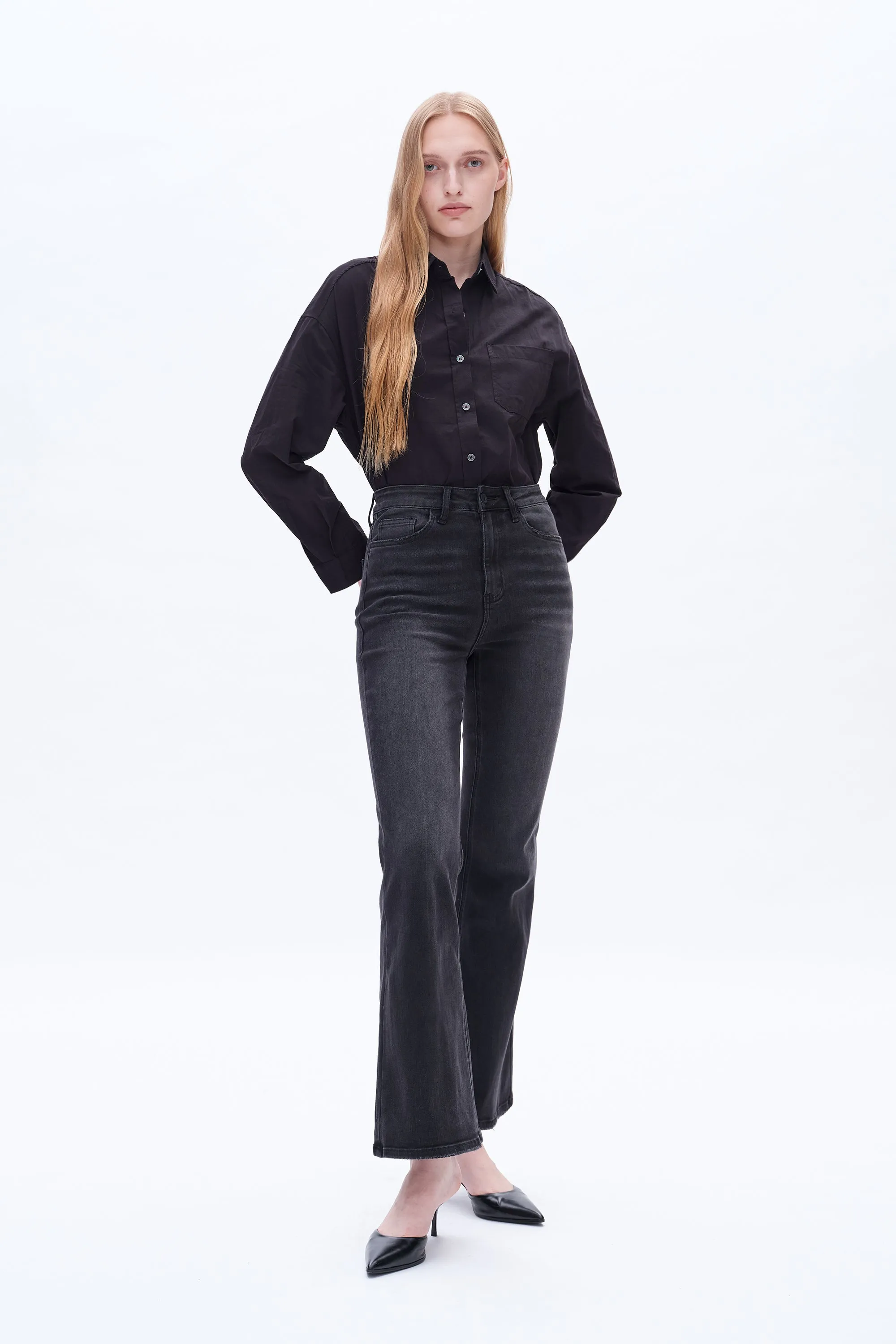 HIGH RISE BOOTCUT WITH SLIT JEANS BYF1124 (BYHE071) BLACK