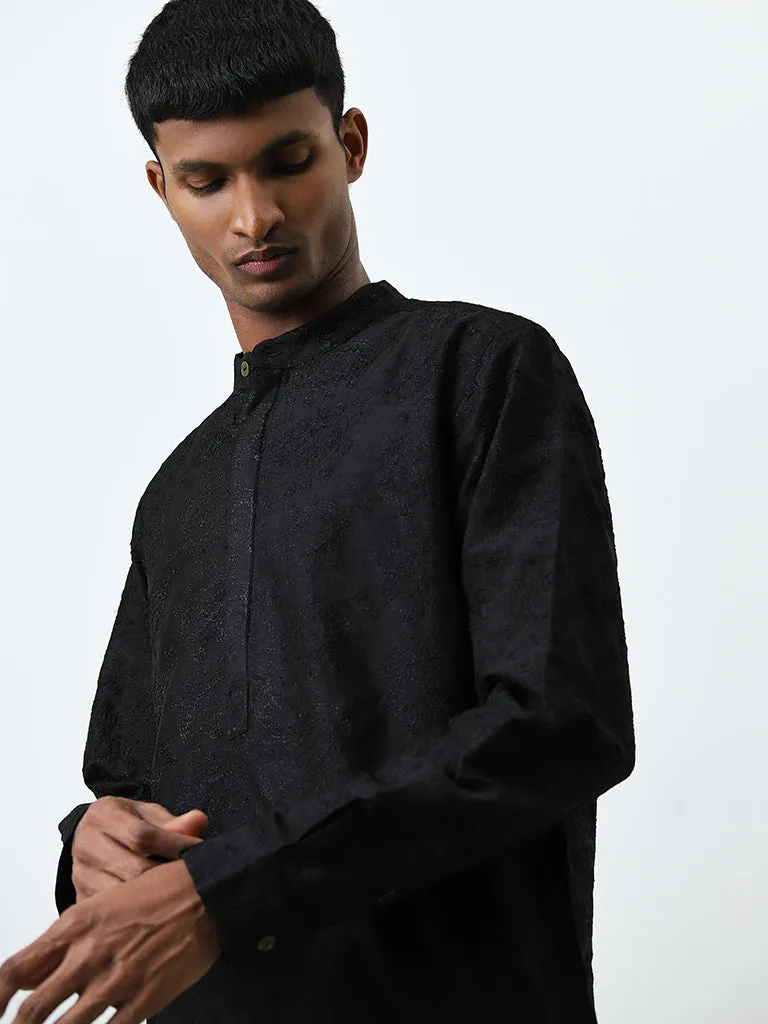 Mens Ethnicwear Black Embroidered Cotton Kurta