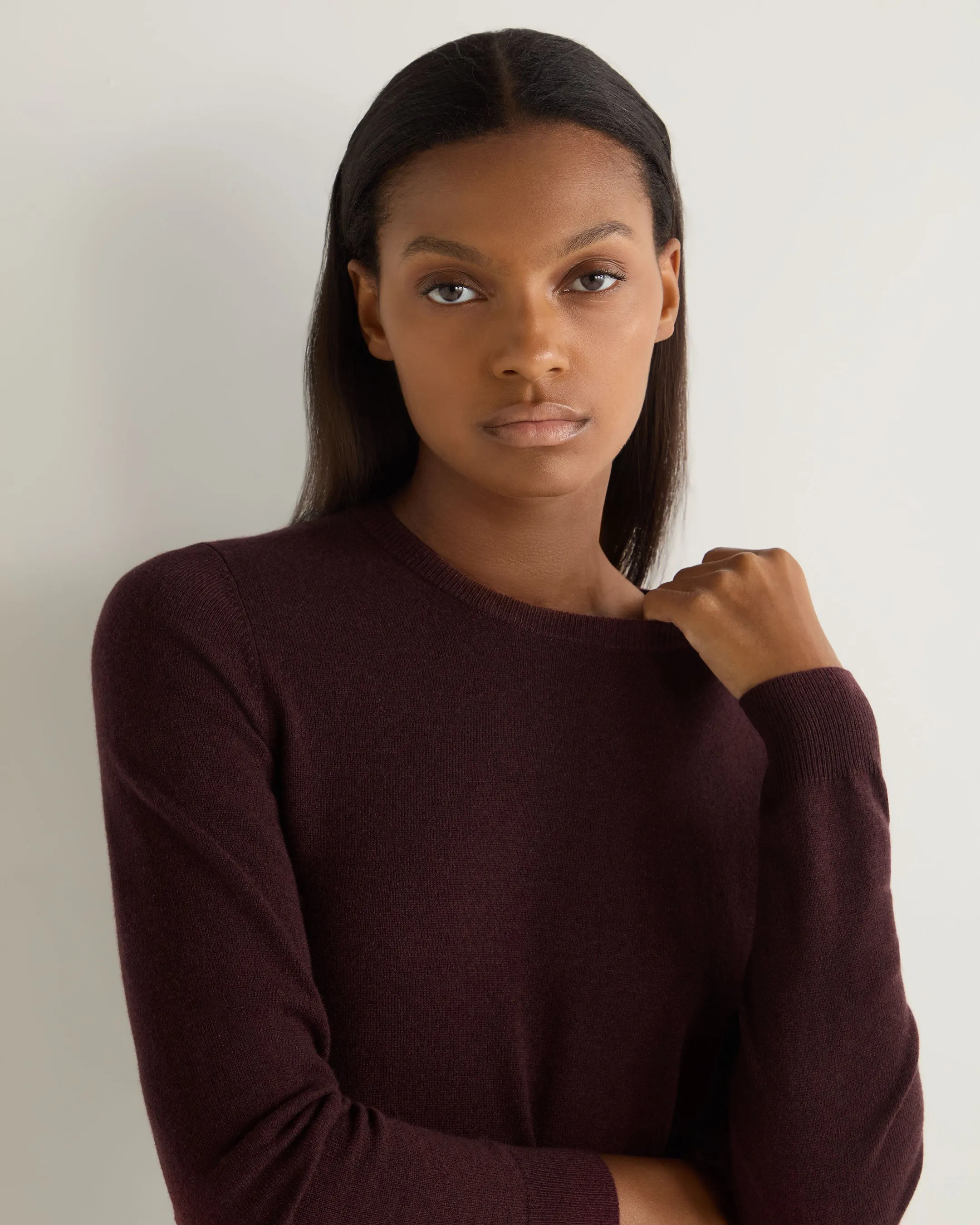 Women's Evie Classic Round Neck Cashmere Sweater Claret Red